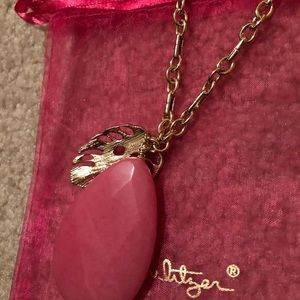 Lilly Pulitzer Pink Stone Necklace 🎁